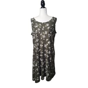 2 Dye 4 Women's Dress Size XL White Floral On Green Open Back